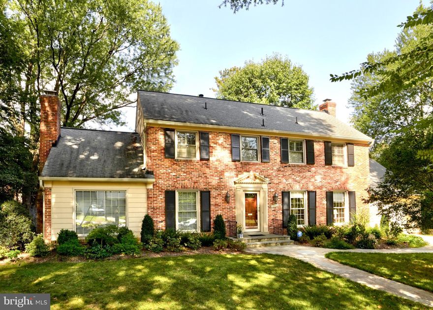 Welcome to the  quietest cul de sac in Old Farm!   Updated 4 bedroom, 2.5 bath colonial with open kitchen,  Large private backyard with beautifully manicured gardens!  Open house this Saturday and Sunday 1-3!  More to come!