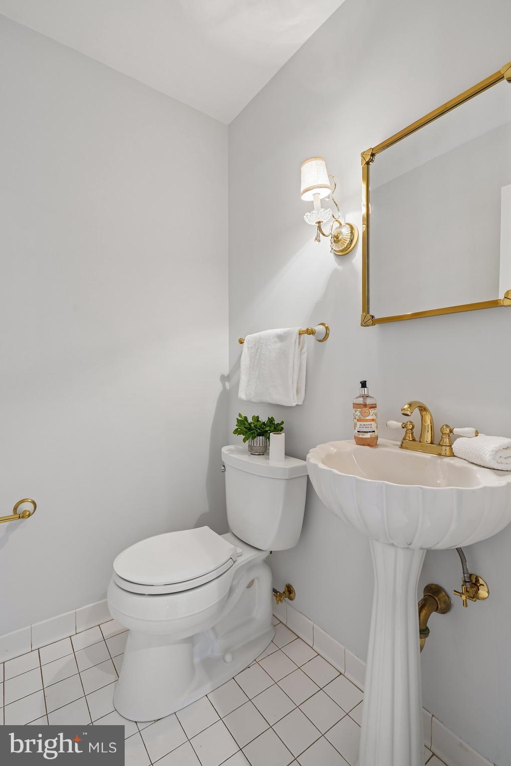 OLD FARM - Residential