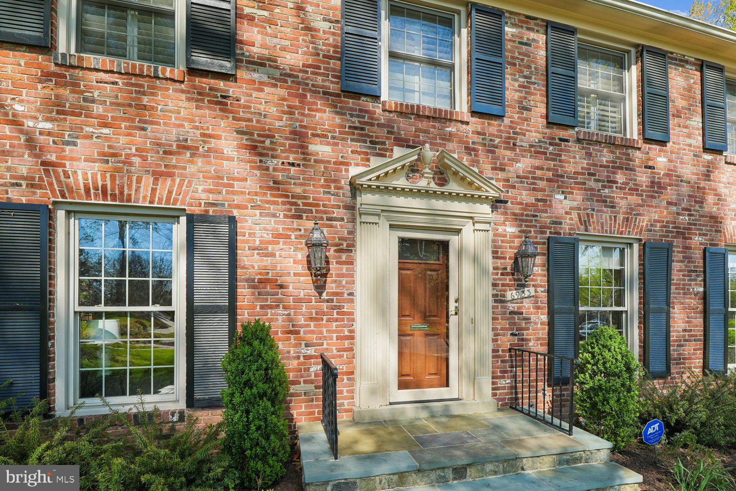 OLD FARM - Residential