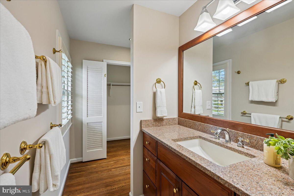 OLD FARM - Residential