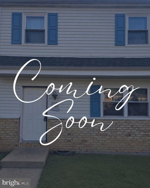 Townhouse For Sale - 335 Kemper Drive<br/> NEWARK, DE 19702