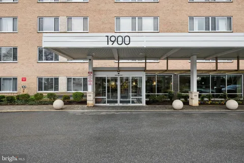1900 Lyttonsville Road Unit 1017, Silver Spring, MD MLS: MDMC2170046