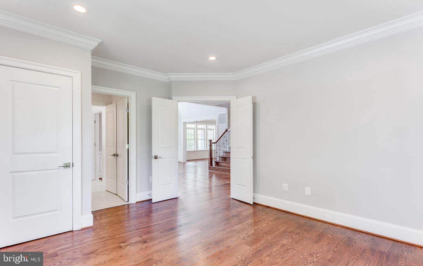 PIMMIT HILLS - Residential