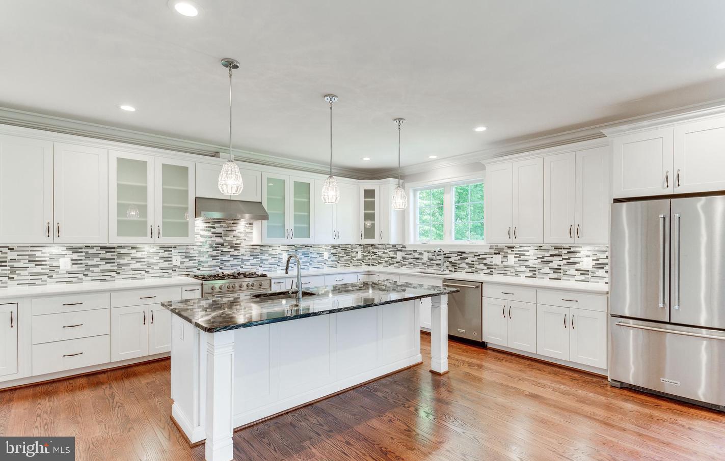 PIMMIT HILLS - Residential