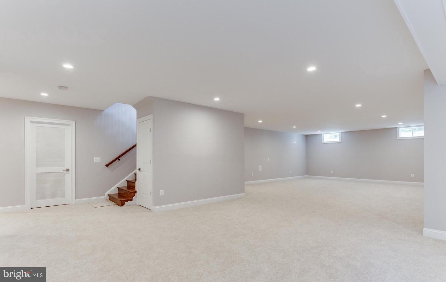 PIMMIT HILLS - Residential