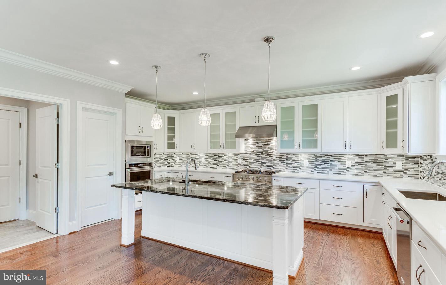 PIMMIT HILLS - Residential