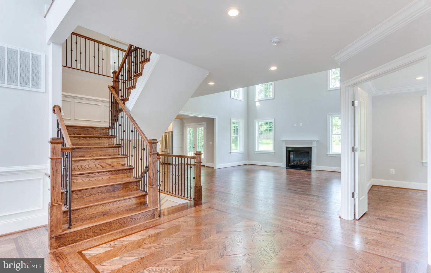 PIMMIT HILLS - Residential