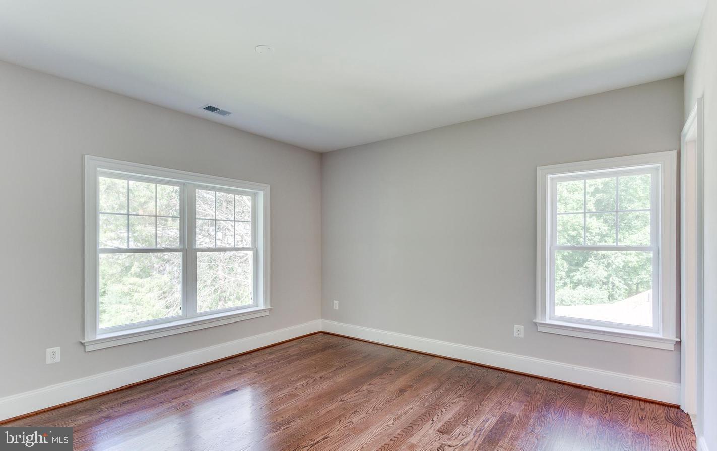 PIMMIT HILLS - Residential