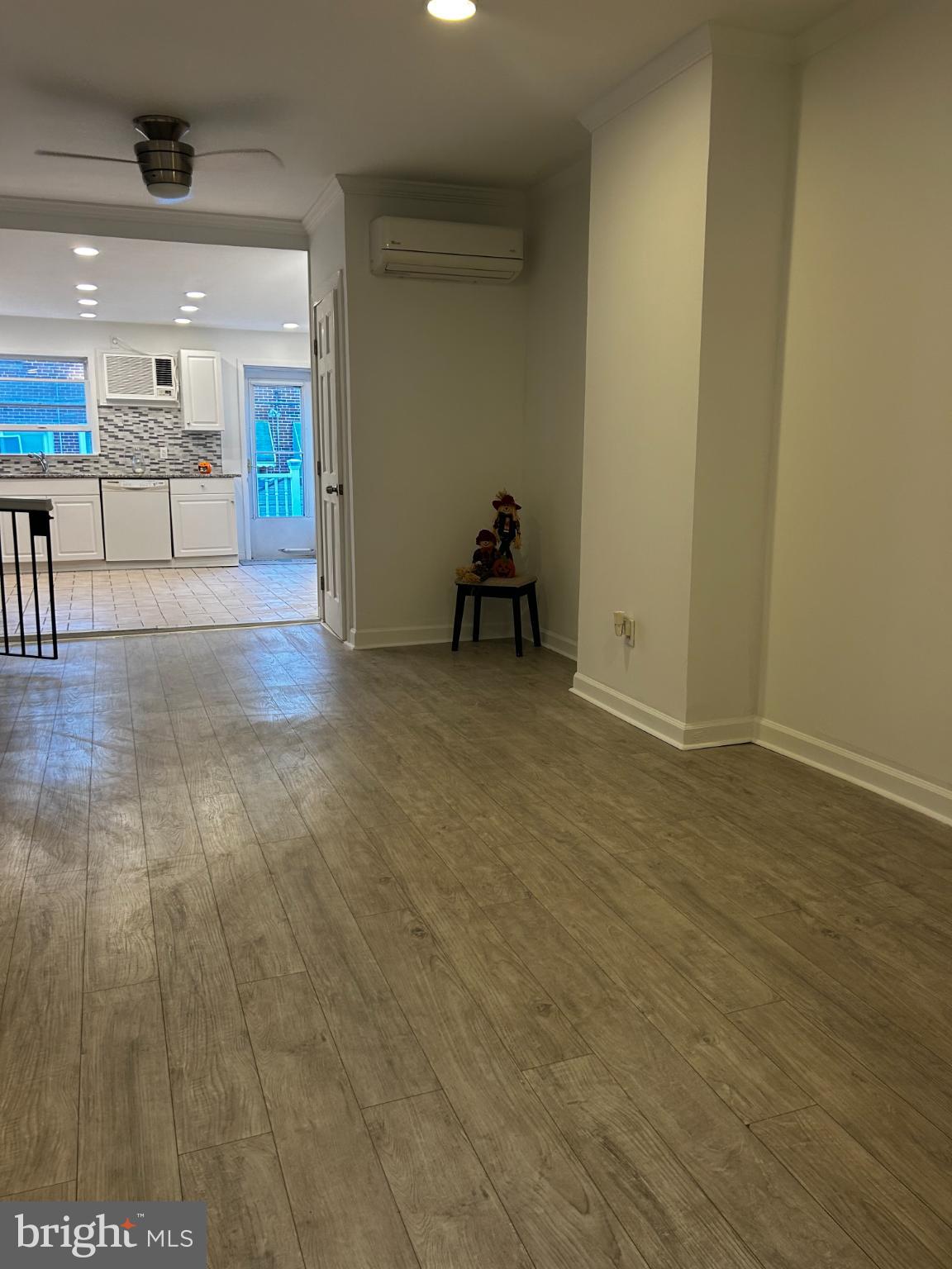 MARCONI PARK EAST - Residential