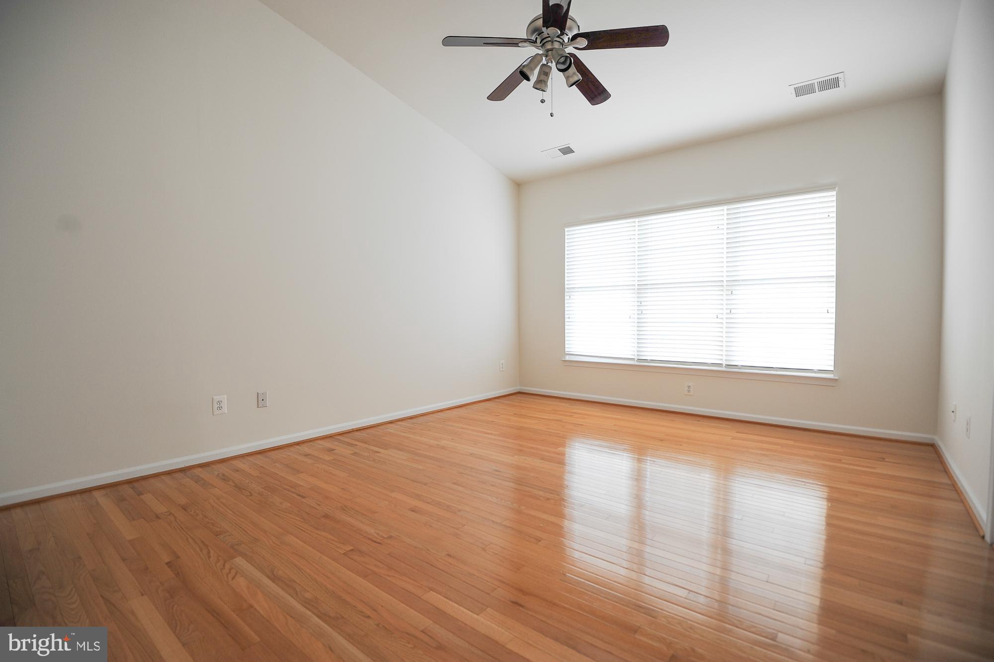 SOUTH RIDING - Residential Lease