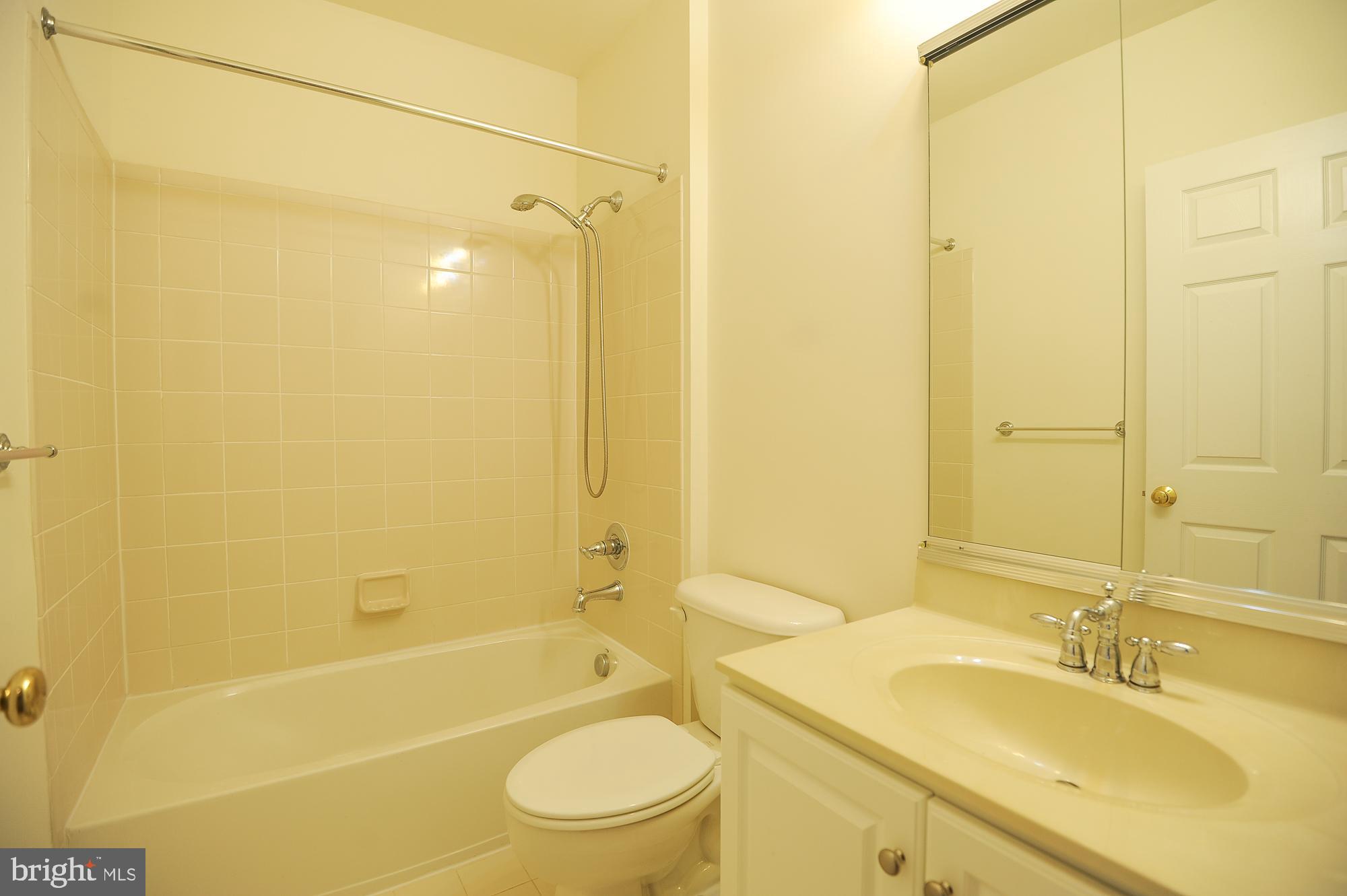 SOUTH RIDING - Residential Lease