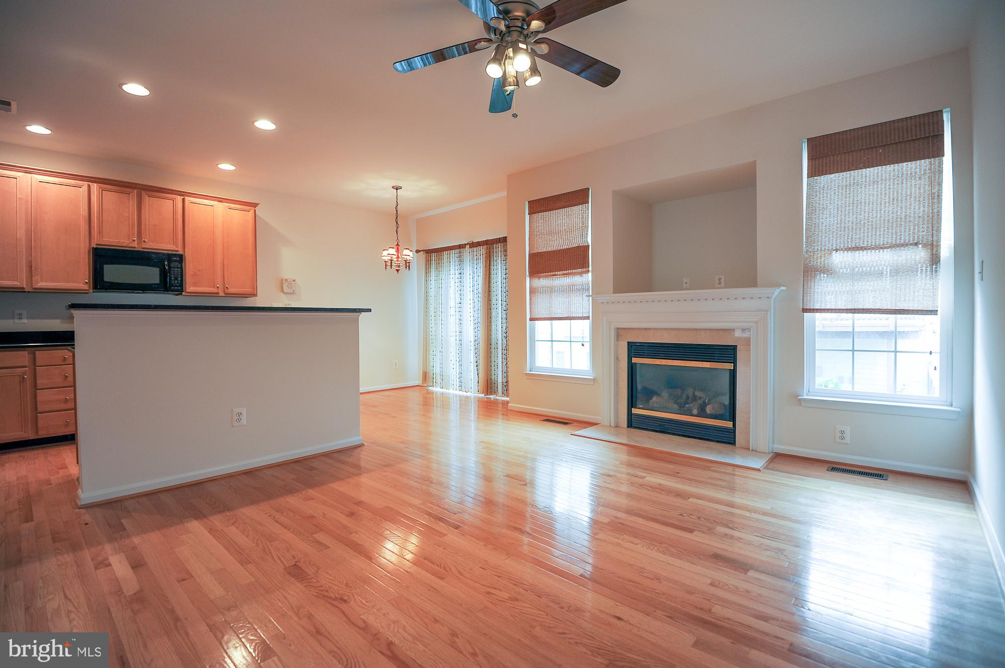 SOUTH RIDING - Residential Lease