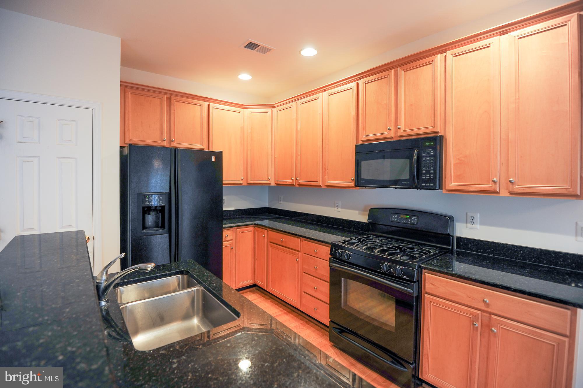 SOUTH RIDING - Residential Lease