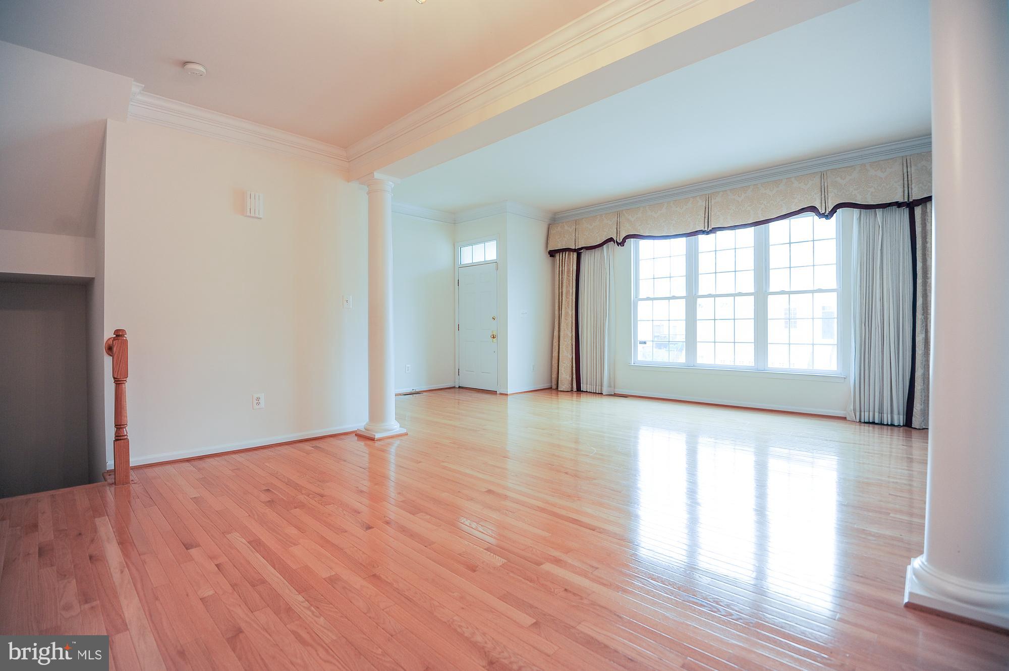 SOUTH RIDING - Residential Lease