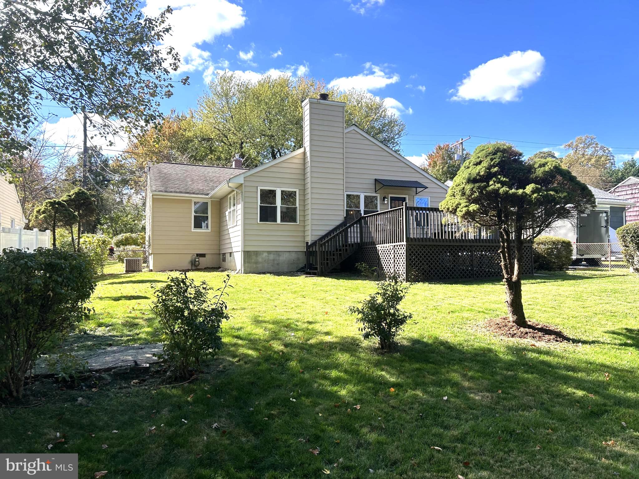 1306 CRAWFORD DRIVE