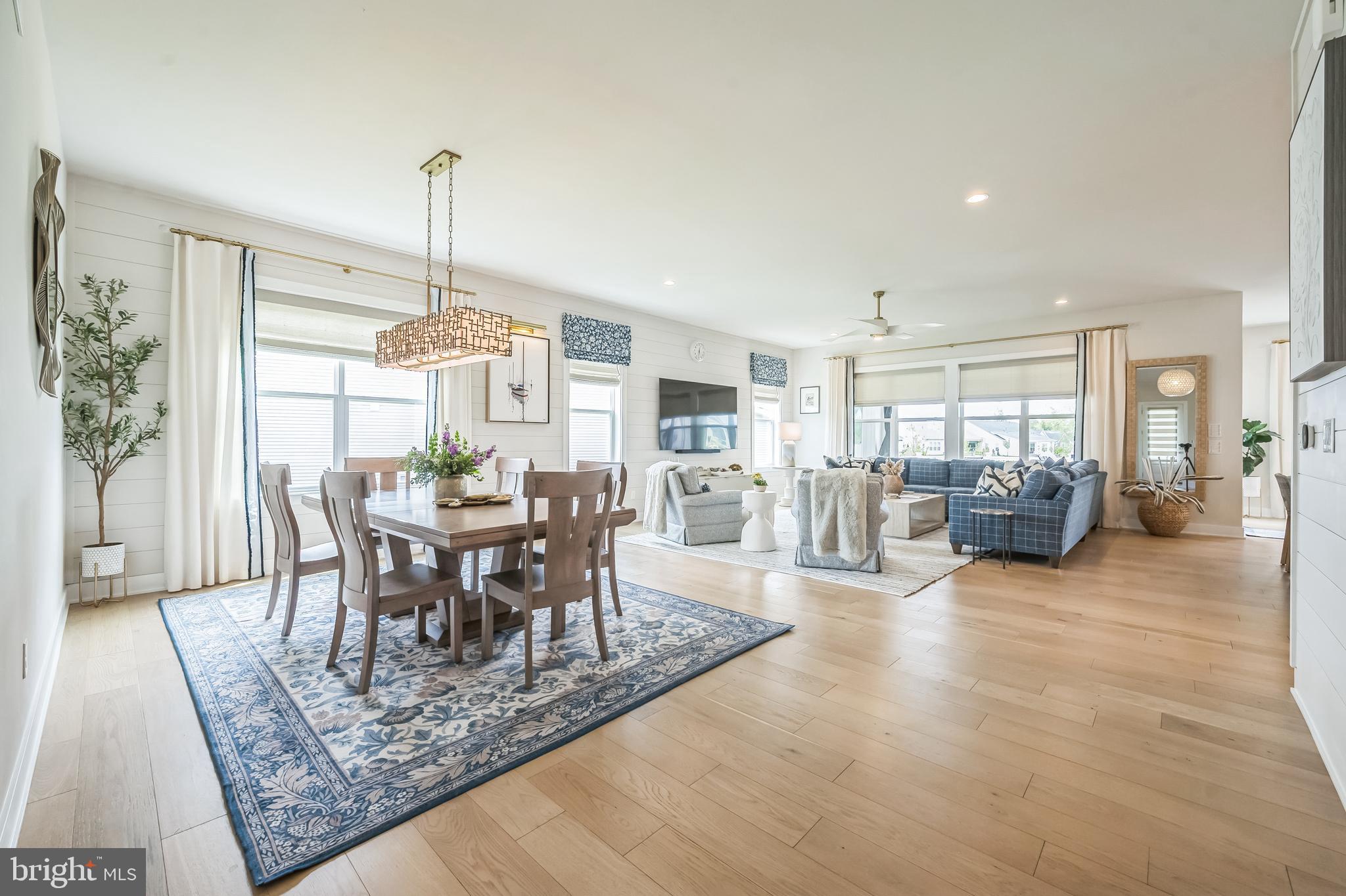 REGENCY AT WATERSIDE - Residential