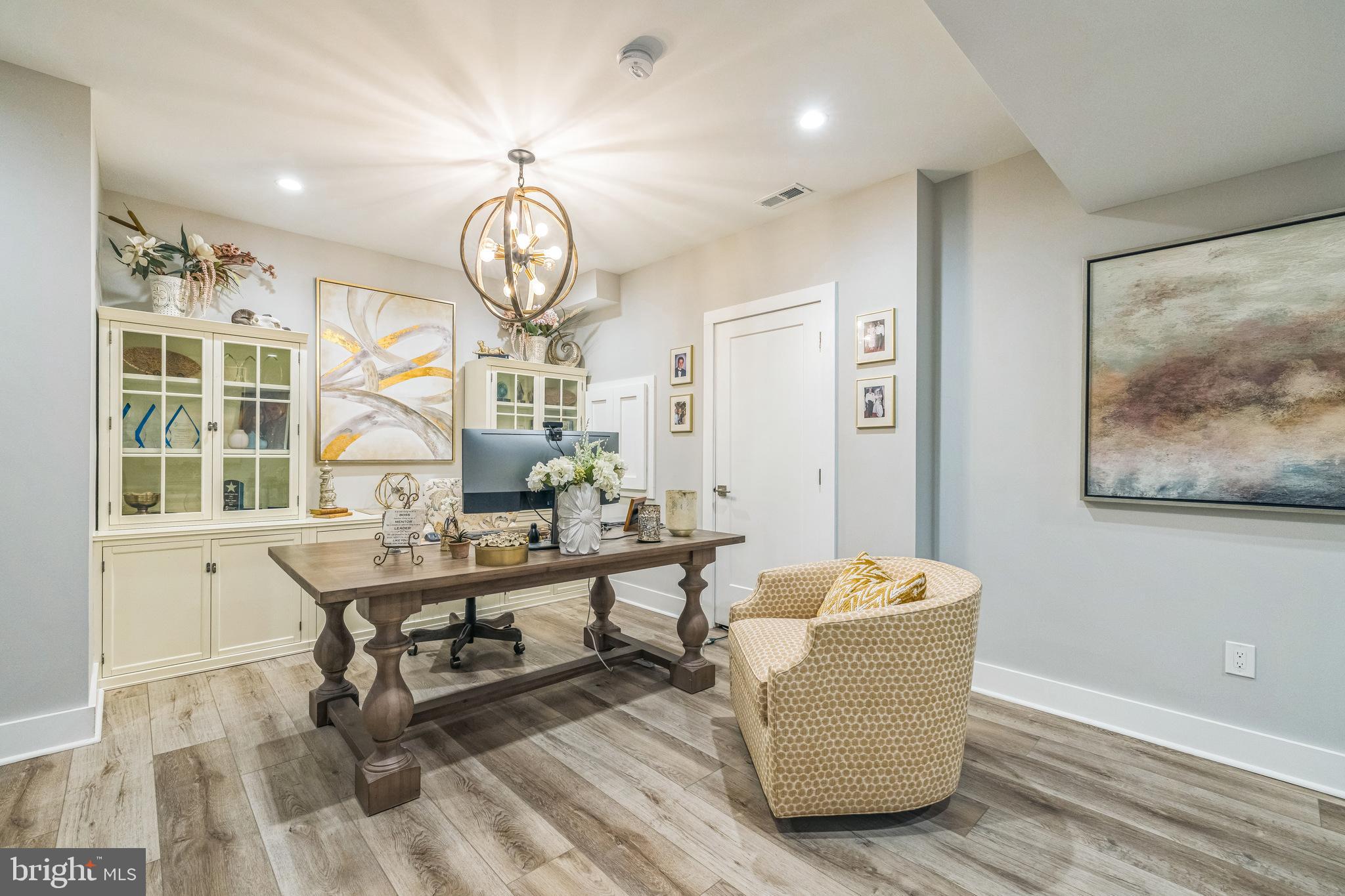 REGENCY AT WATERSIDE - Residential
