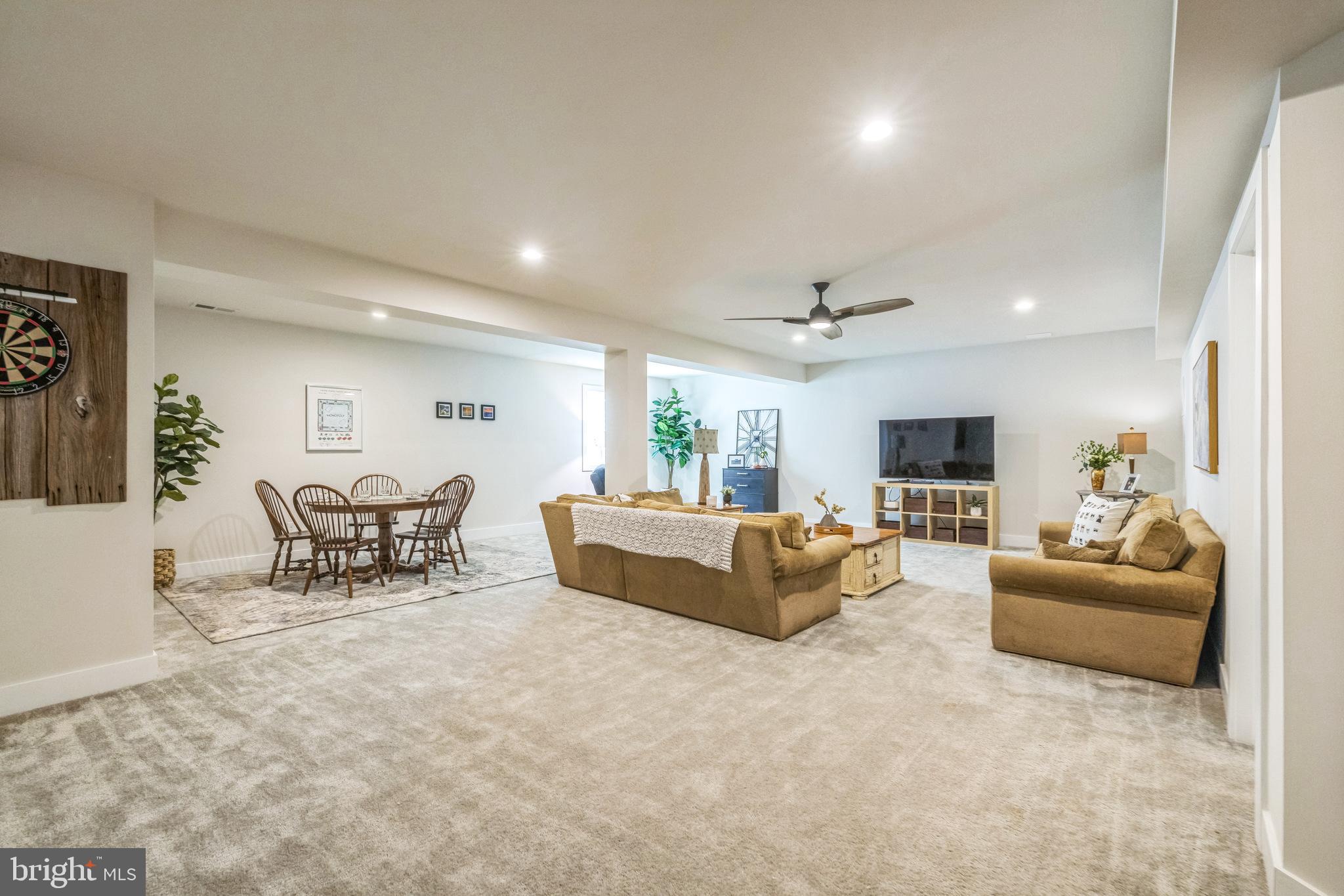 REGENCY AT WATERSIDE - Residential