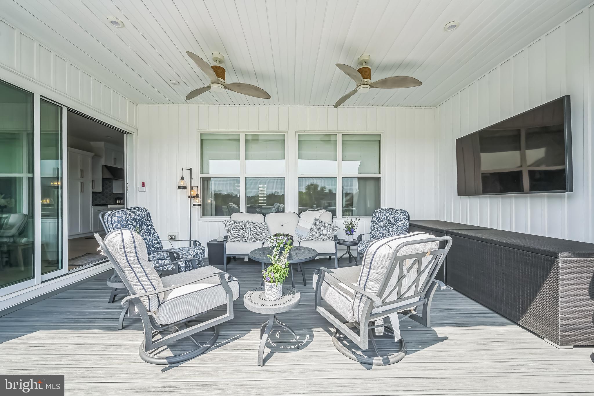 REGENCY AT WATERSIDE - Residential