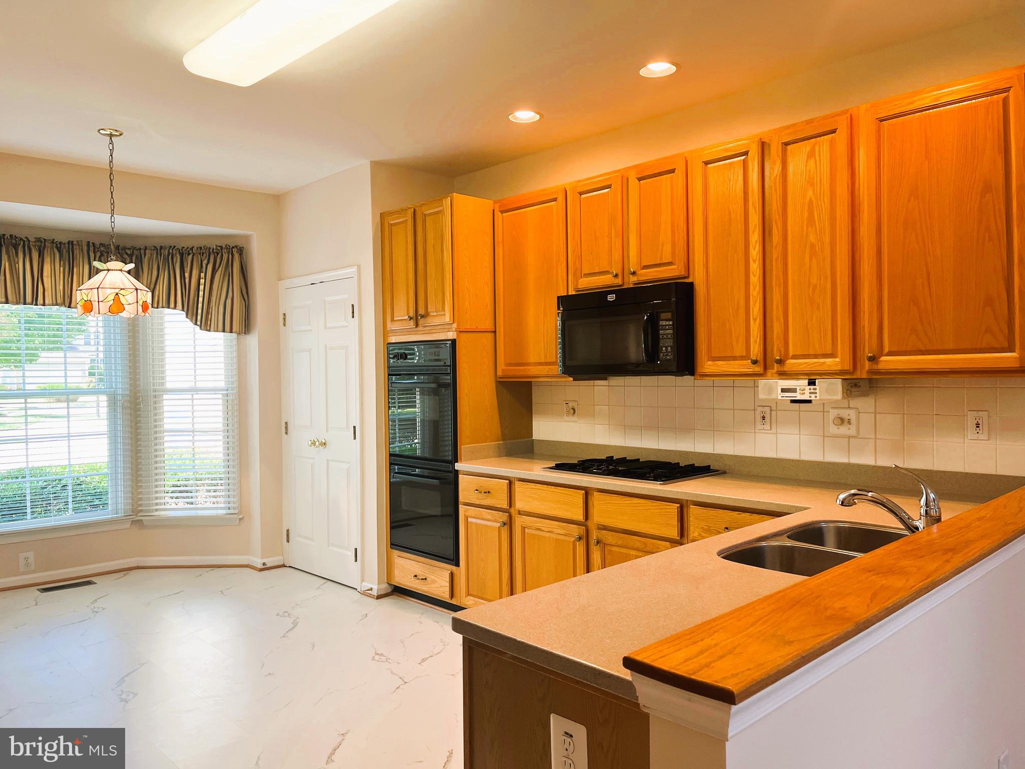 FOXHALL FARM - Residential