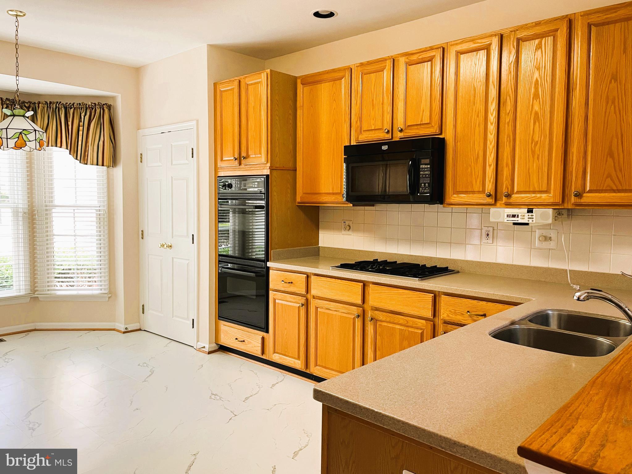 FOXHALL FARM - Residential