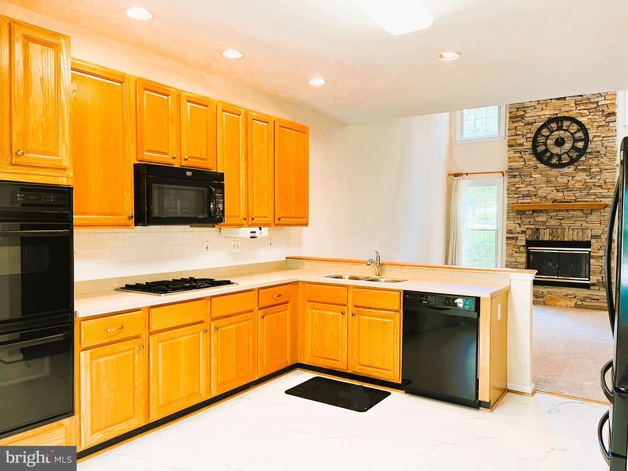 FOXHALL FARM - Residential