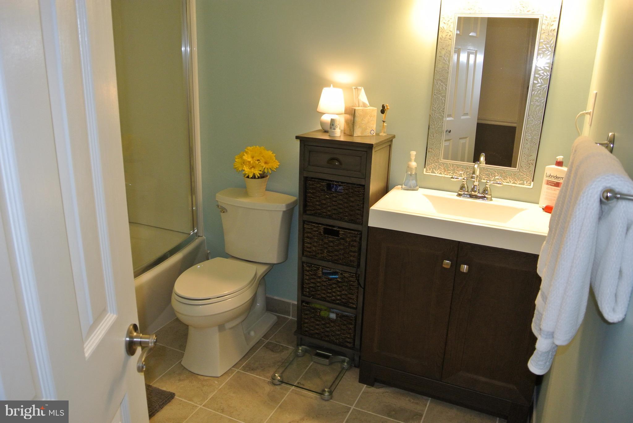 ROBIE MANOR SUB - Residential