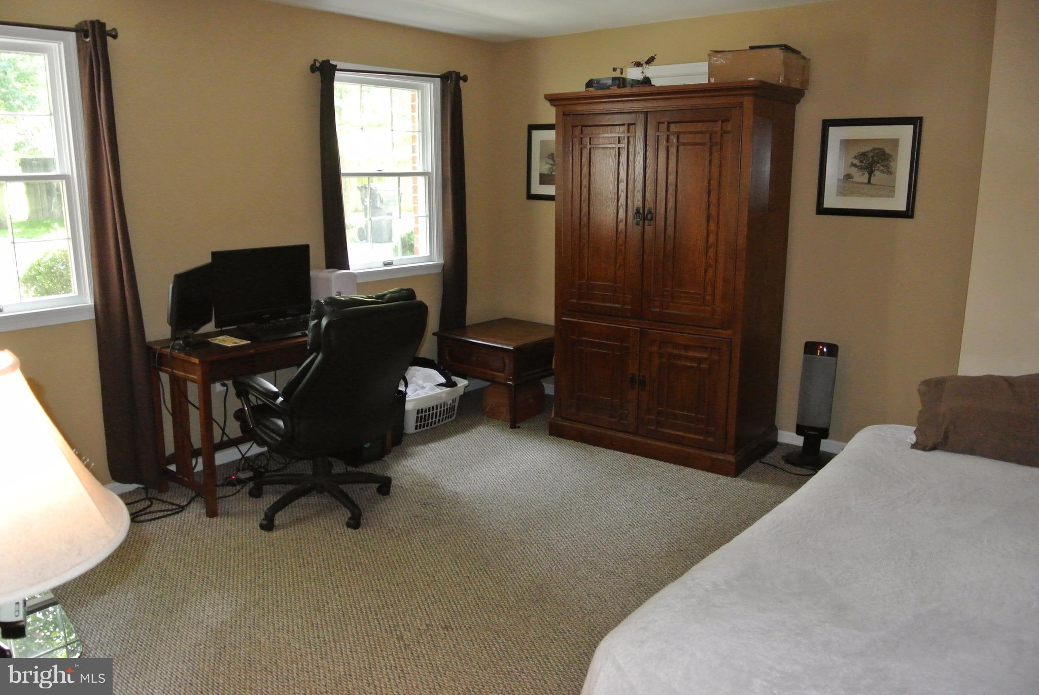 ROBIE MANOR SUB - Residential