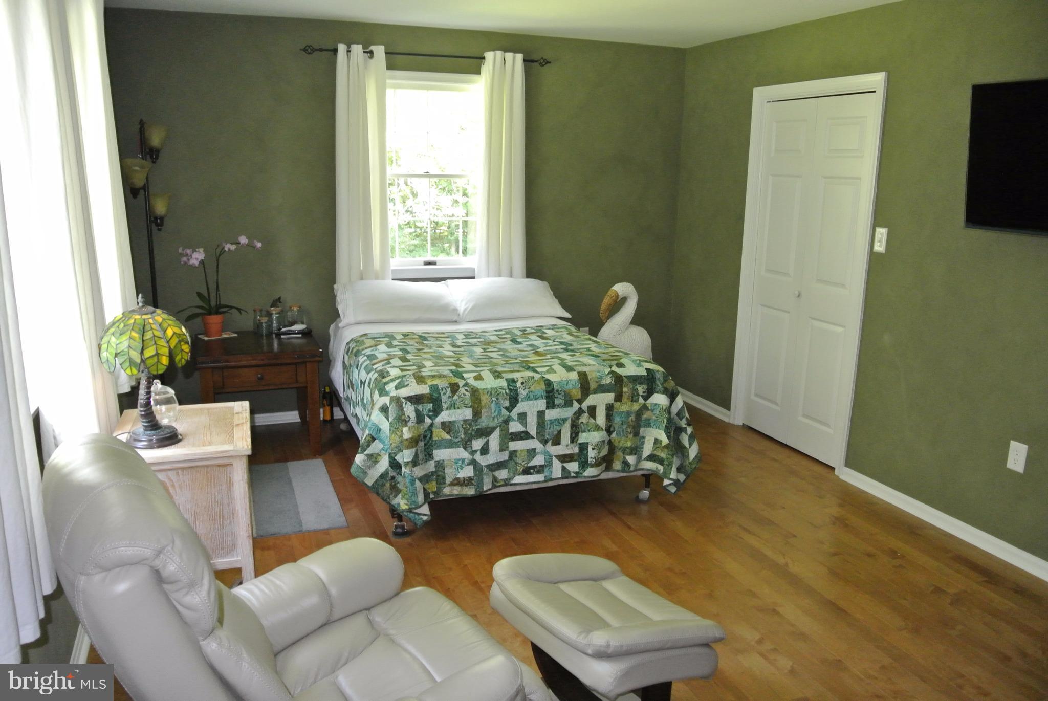 ROBIE MANOR SUB - Residential