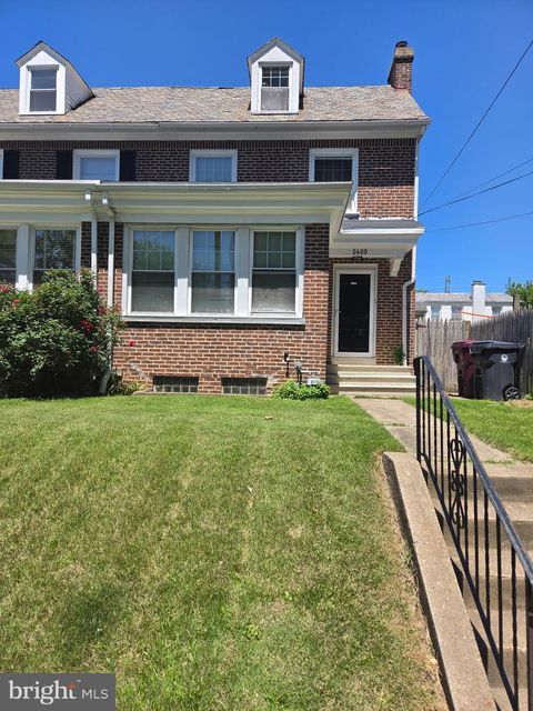 Townhouse For Sale - 2409 N Broom Street<br/> New Castle County, WILMINGTON, DE 19802