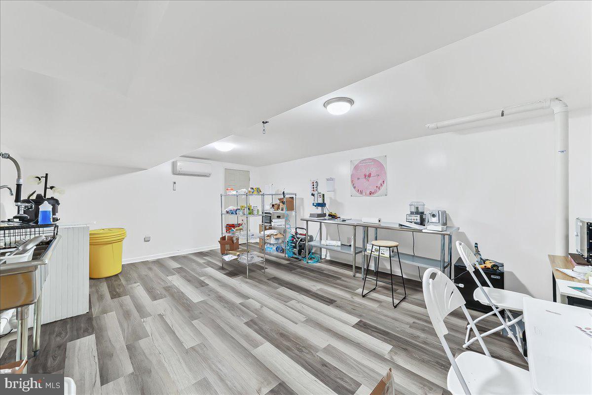 DEER CREEK CROSSING - Residential