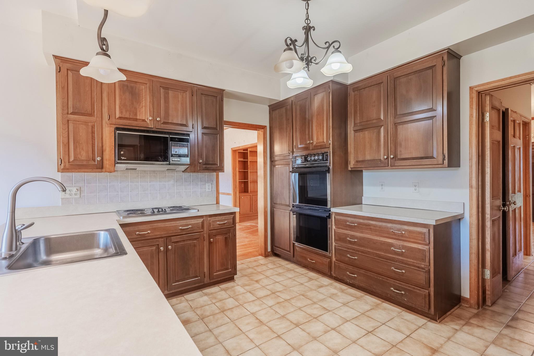 WAKEFIELD CHAPEL ESTATES - Residential