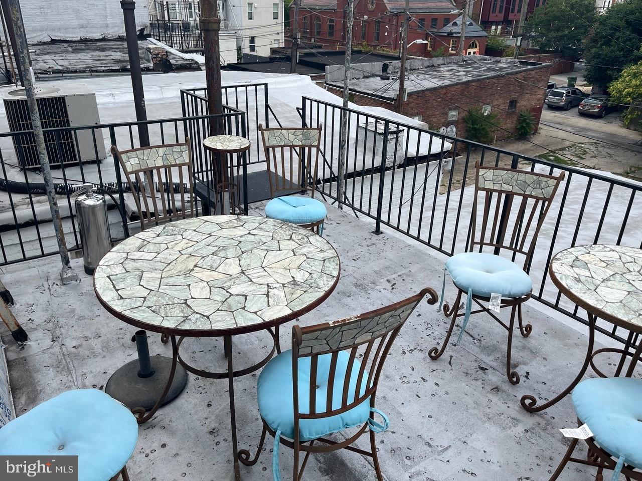 CHARLES VILLAGE - Commercial Sale