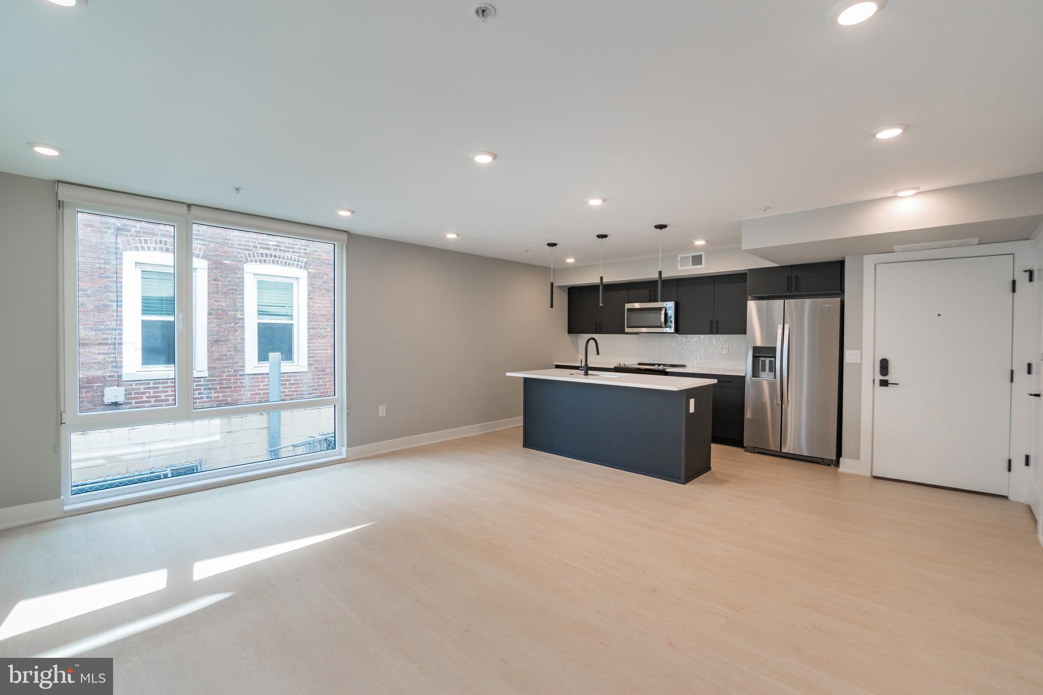 6604 RIDGE AVENUE 401