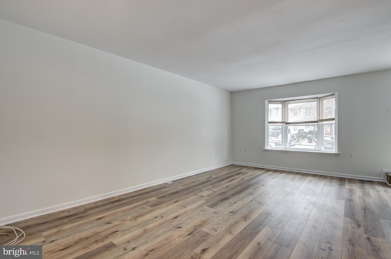 BURKE CENTRE - Residential Lease