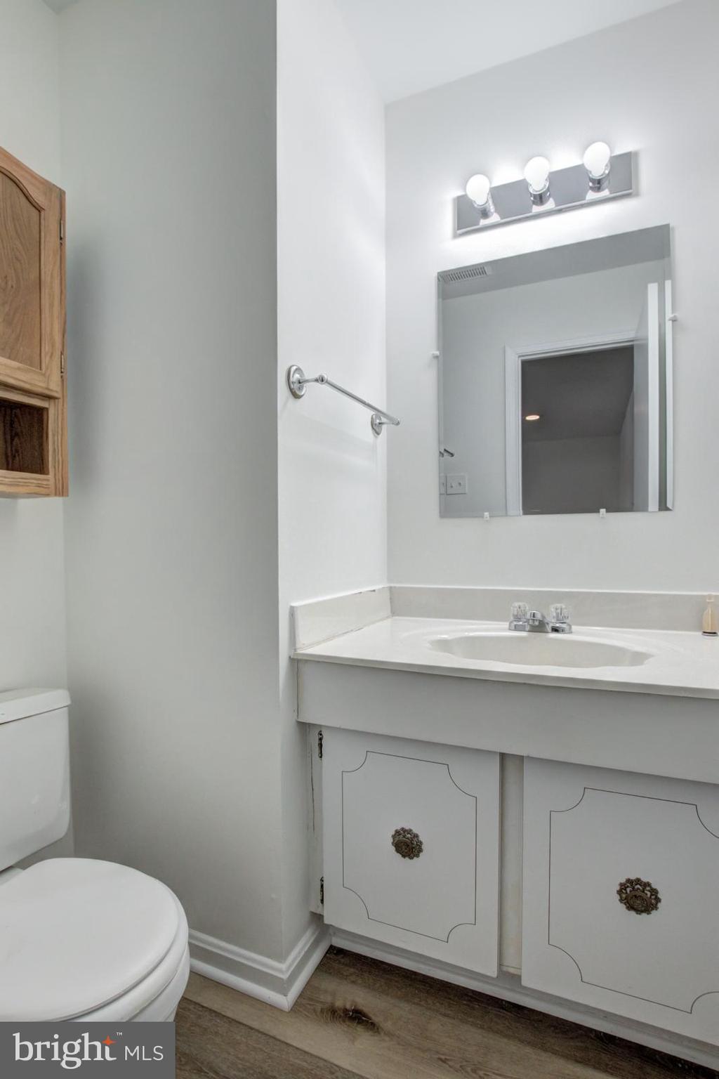 BURKE CENTRE - Residential Lease