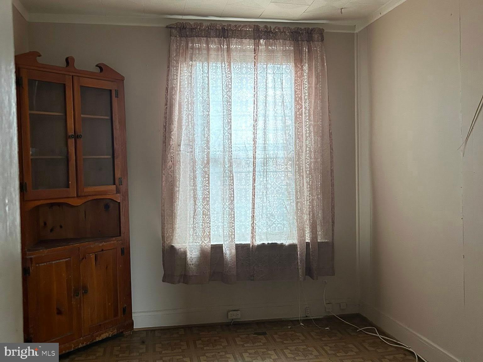 EAST BALTIMORE MIDWAY - Residential