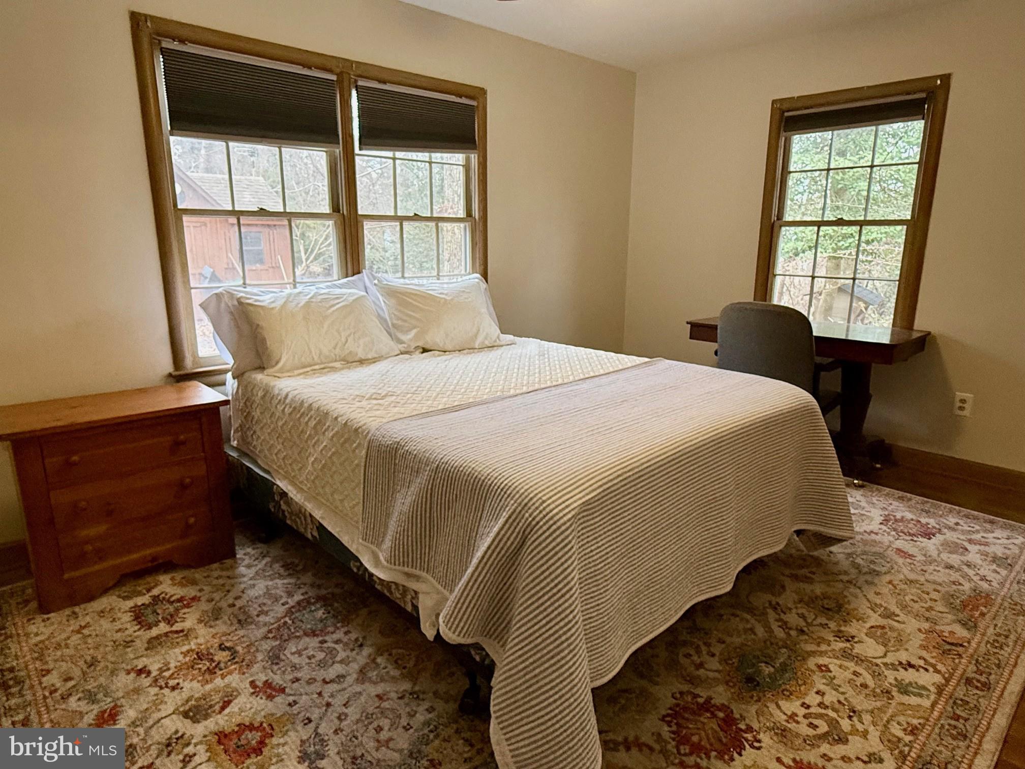 DUTCHMANS COVE - Residential