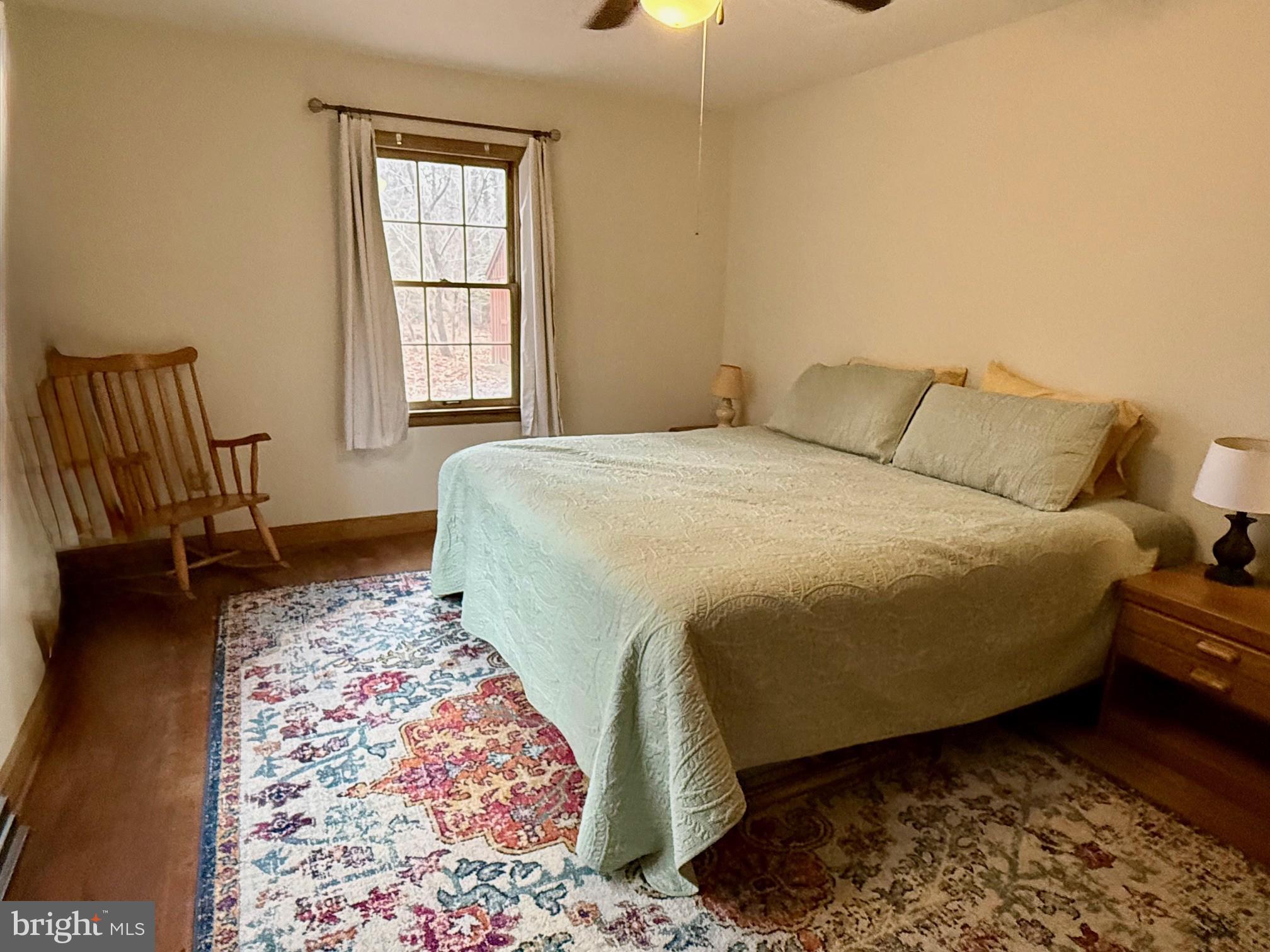 DUTCHMANS COVE - Residential