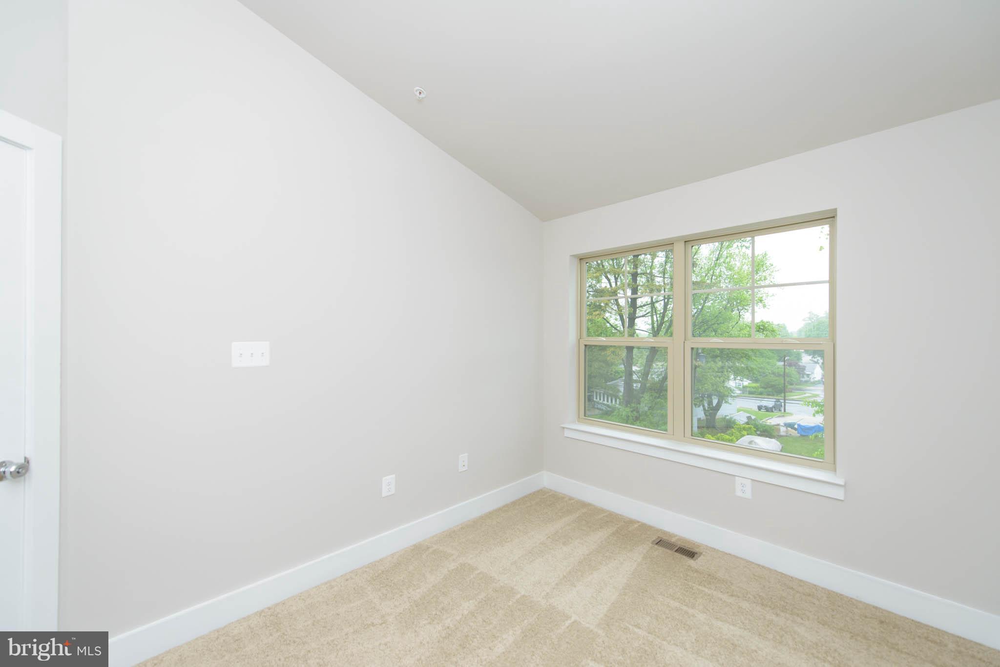 PRIMROSE HILL - Residential