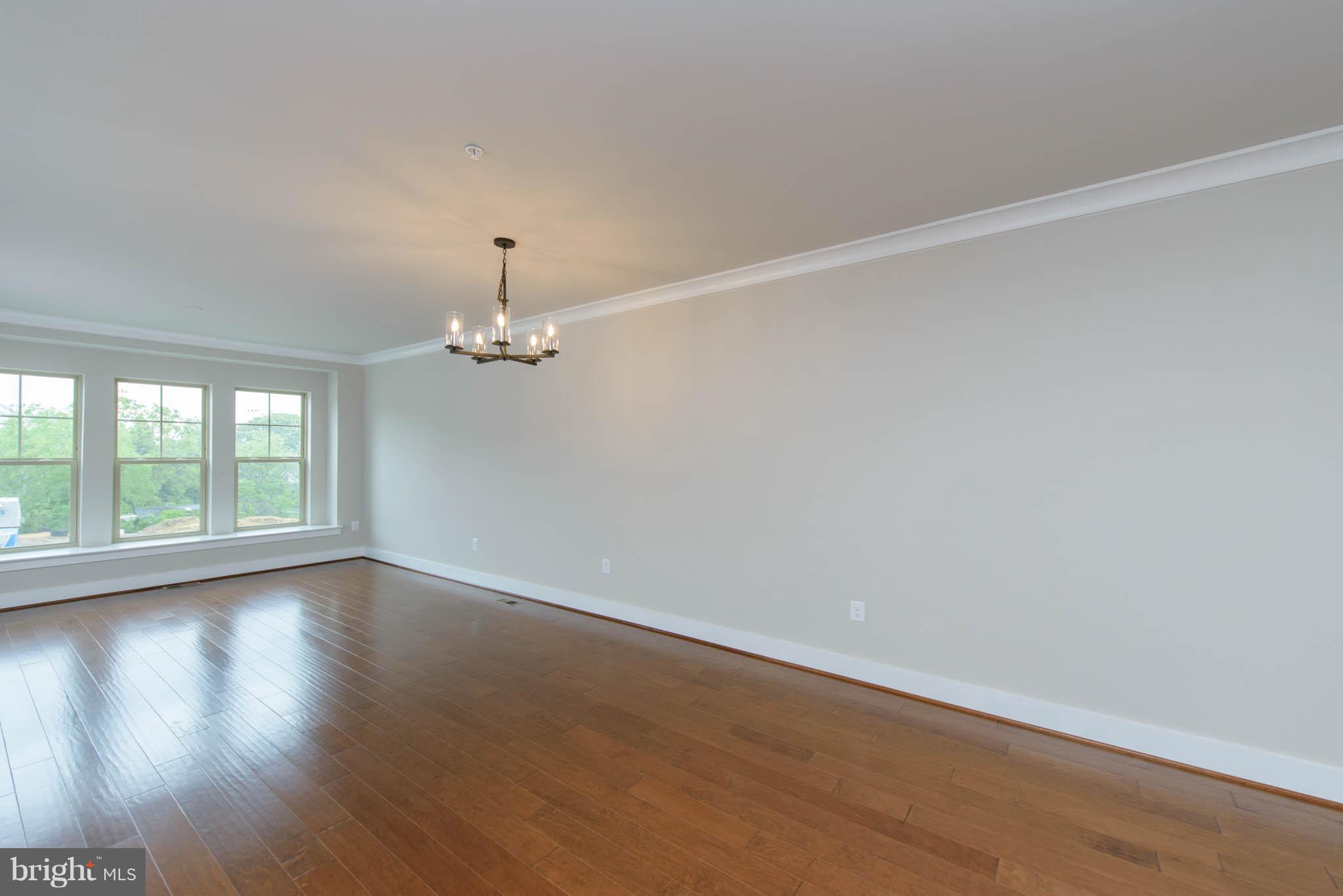 PRIMROSE HILL - Residential