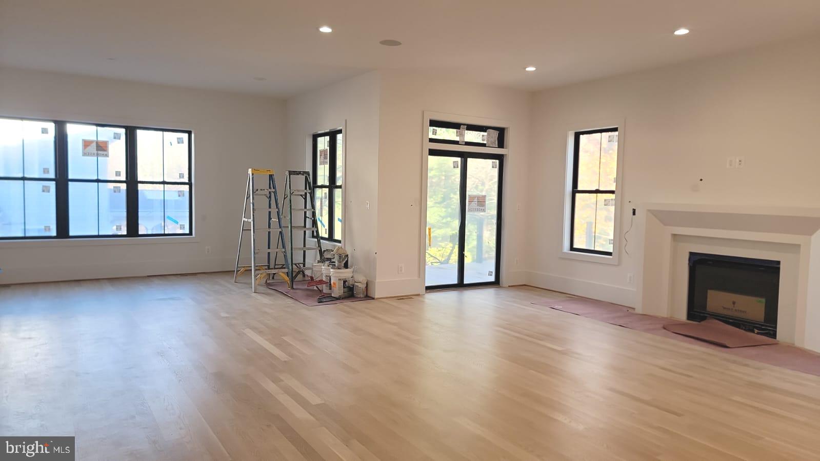 BEL AIR - Residential