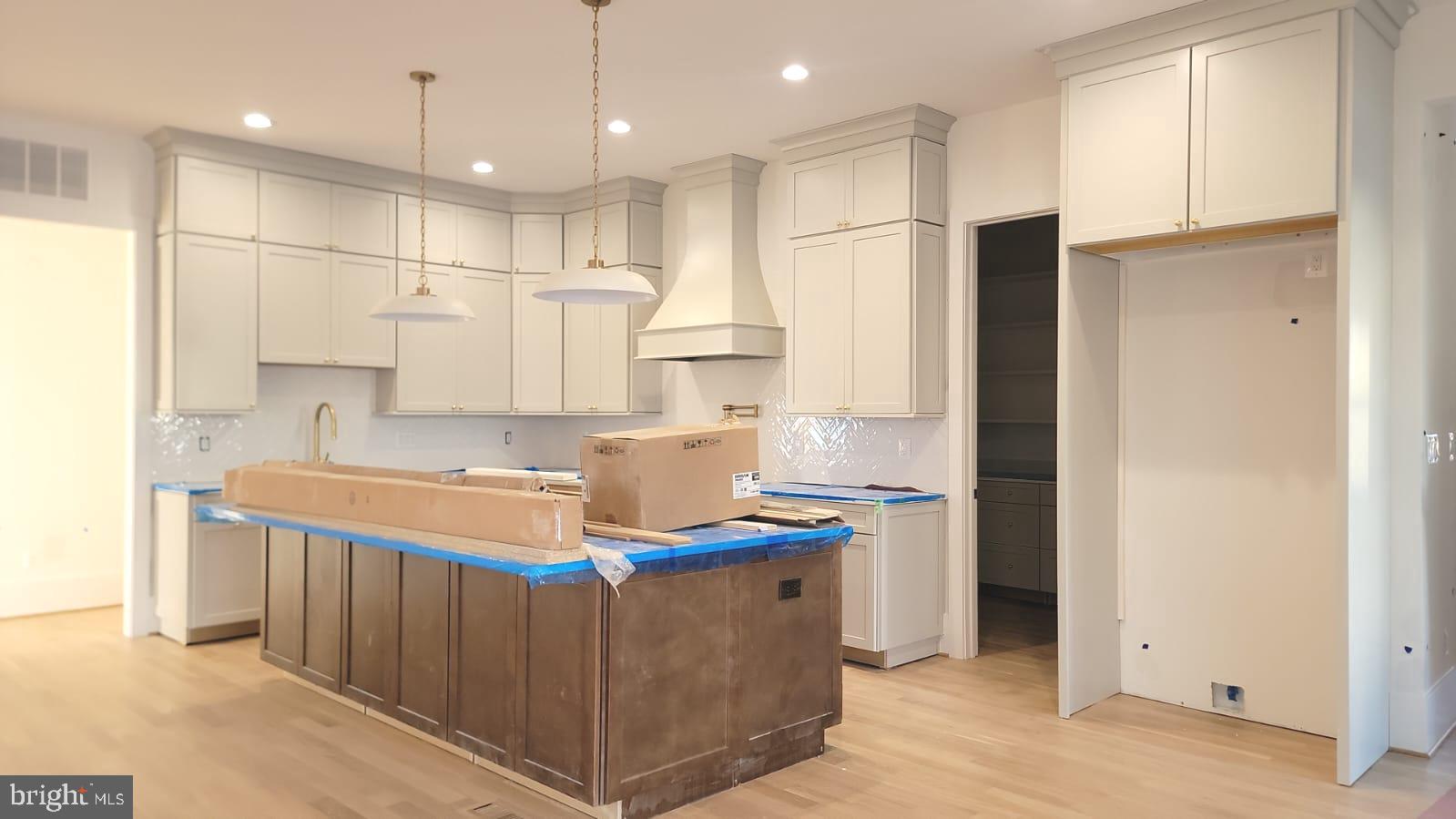 BEL AIR - Residential