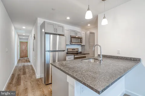 751 N 43rd Street Unit 102, Philadelphia, PA MLS: PAPH2361428