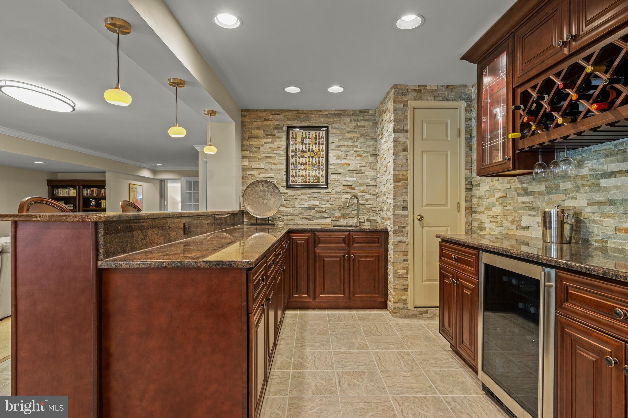 LEOPARD FARMS - Residential