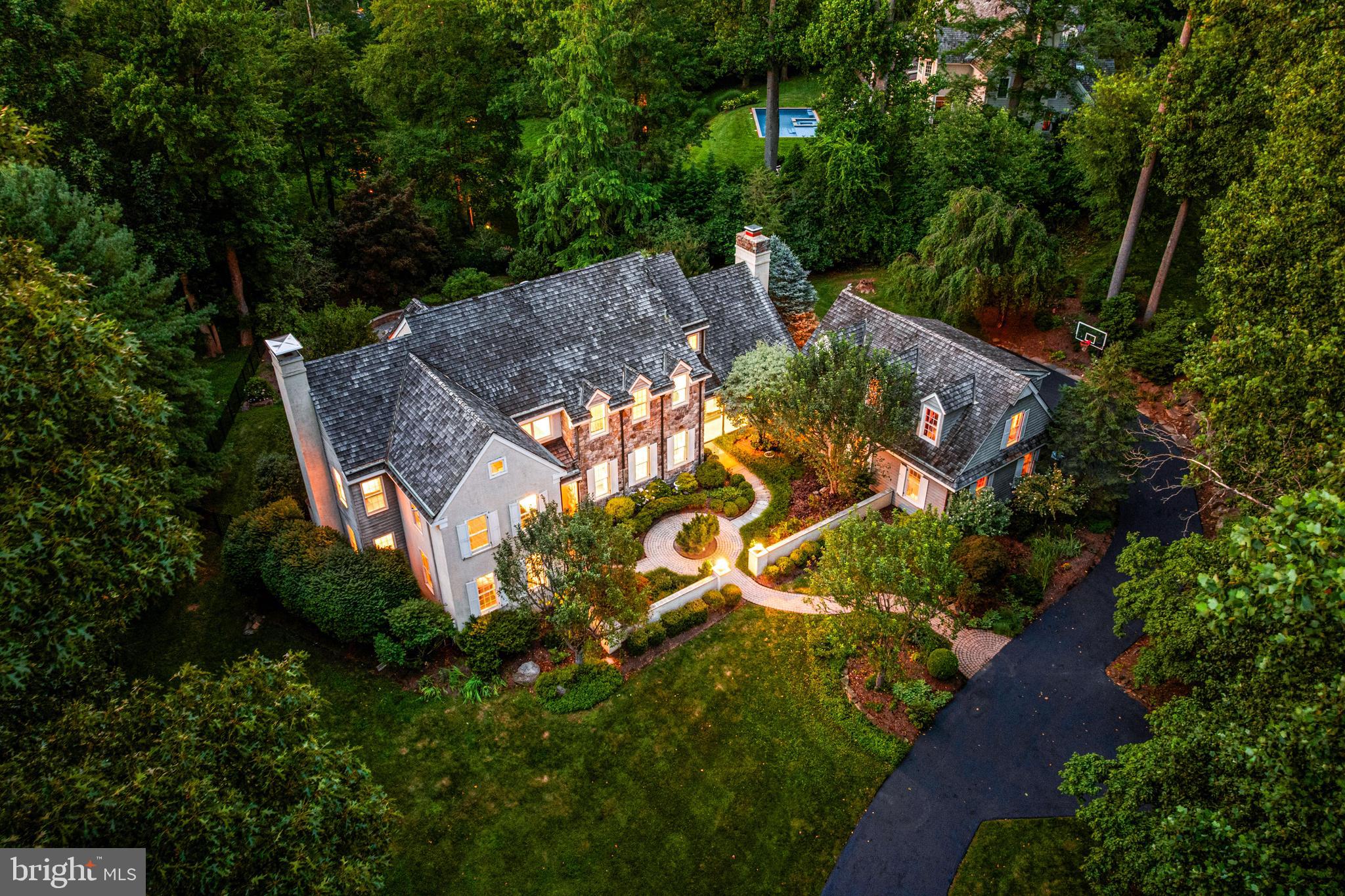 1285 FARM ROAD