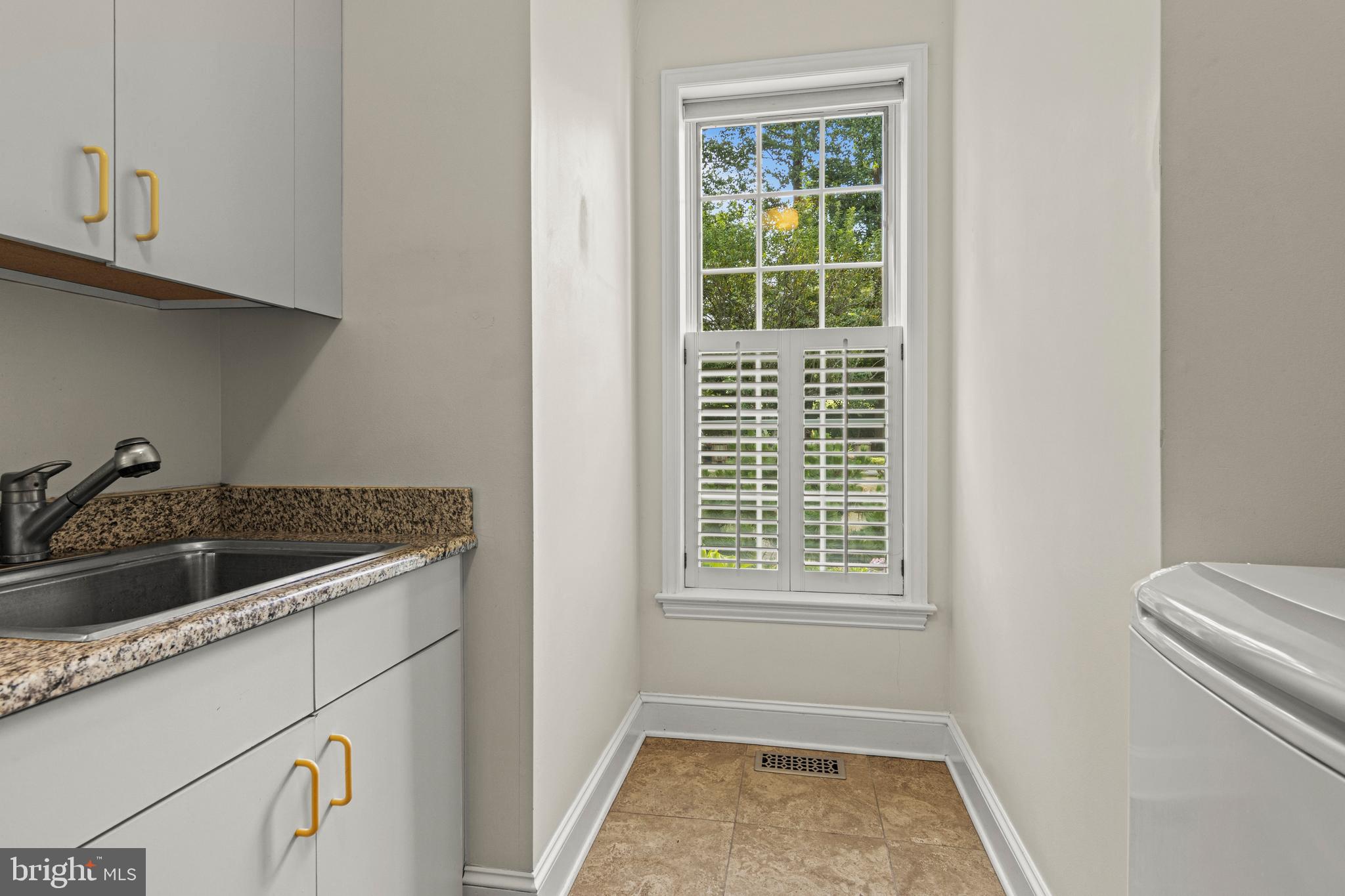 LEOPARD FARMS - Residential