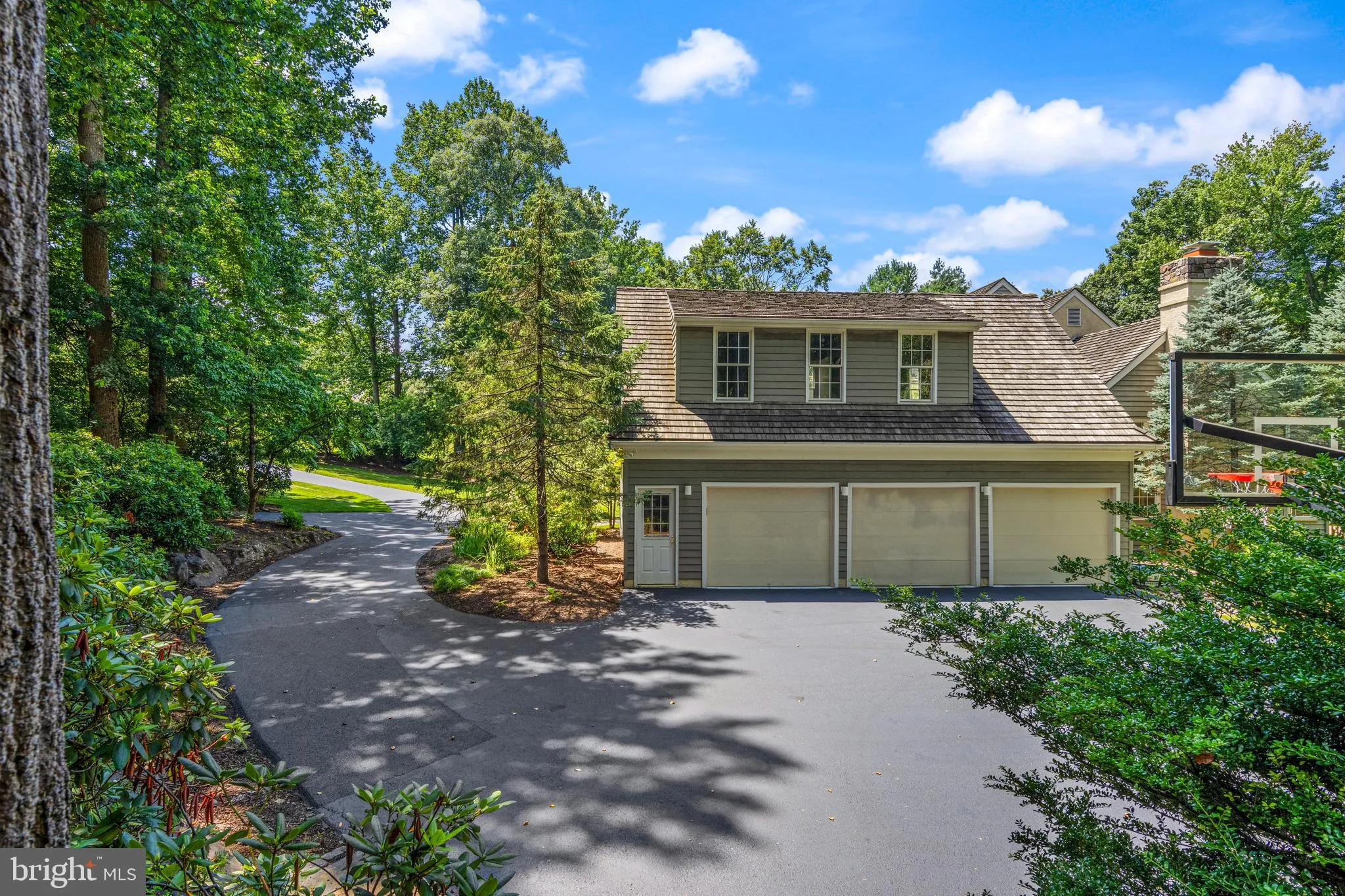 Berwyn, Pennsylvania 19312, United States, 6 Bedrooms Bedrooms, ,6 BathroomsBathrooms,Residential,Coming Soon,175065