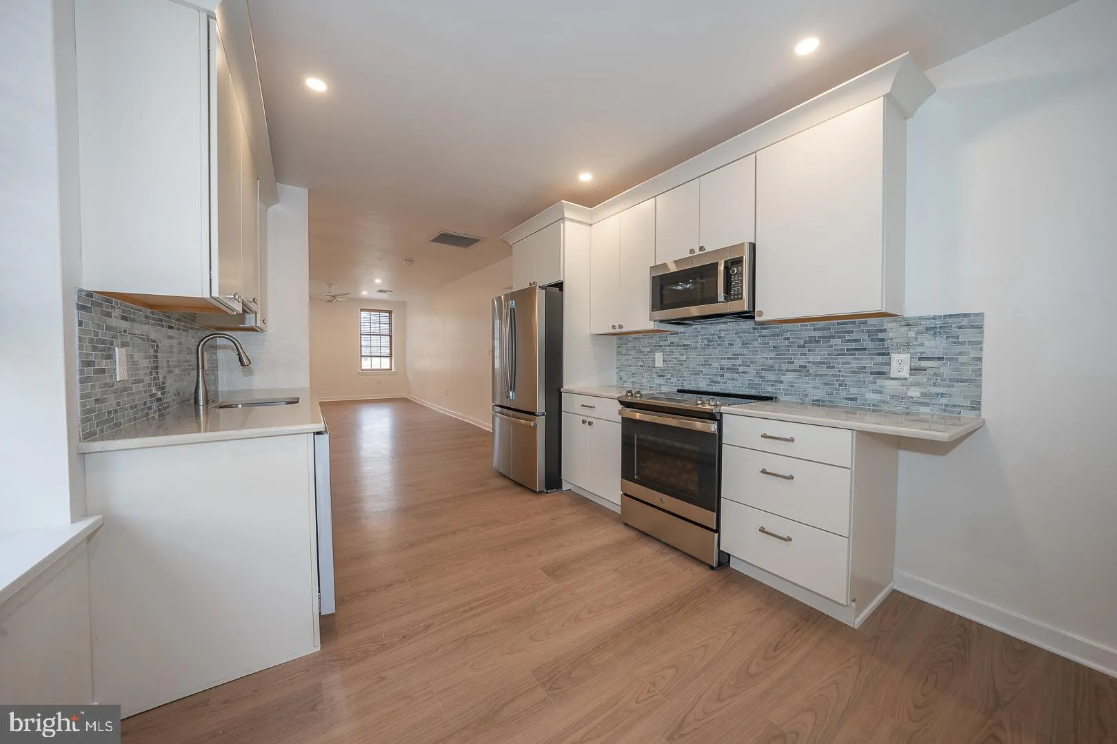 Devon, Pennsylvania 19333, United States, 2 Bedrooms Bedrooms, ,2 BathroomsBathrooms,Residential,Coming Soon,164666