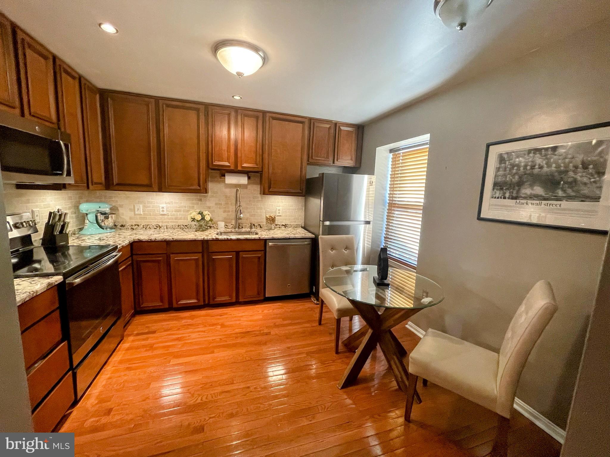 WOODSTREAM VILLAGE - Residential Lease